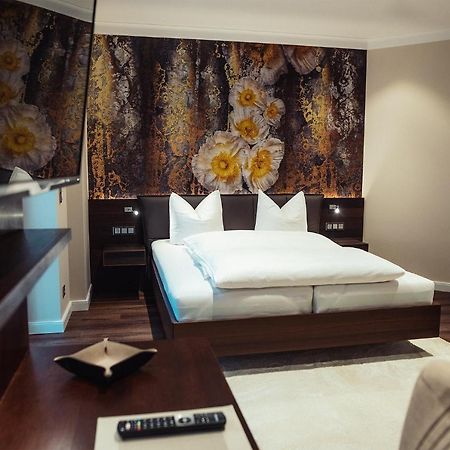 Hotel - Pension&Gaststätte Alter König Hettstedt Exteriör bild